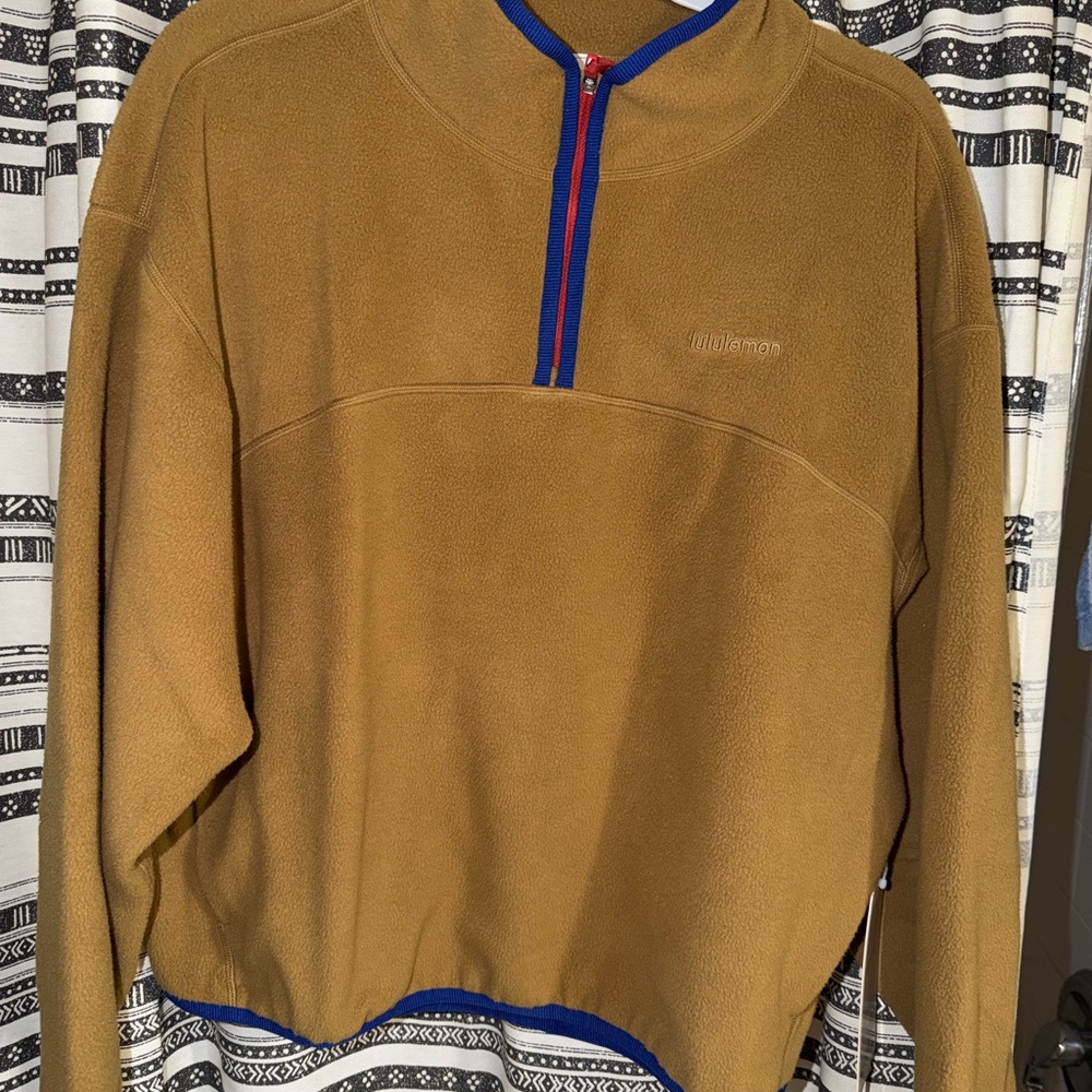 Lululemon Athletica fleece half zip jacket